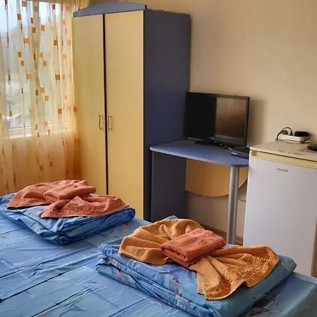 алекс سينيموريتس