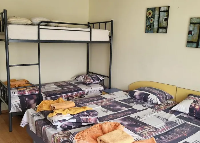 алекс בית הארחה